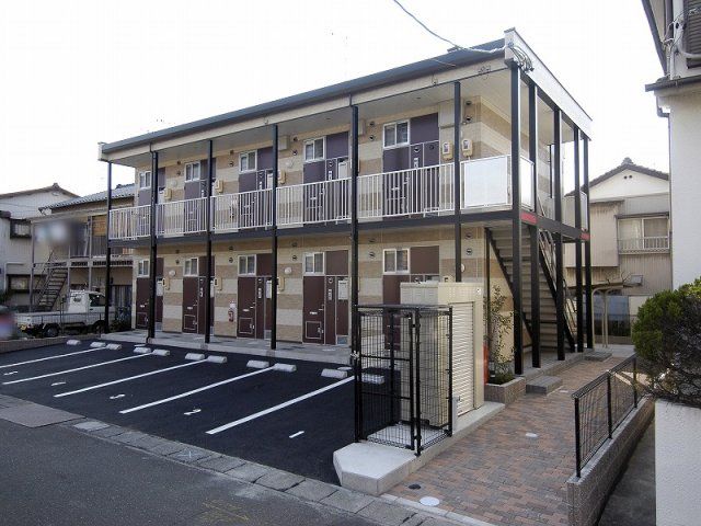 レオパレス神田町の外観画像