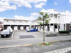 レオパレスエストの外観画像