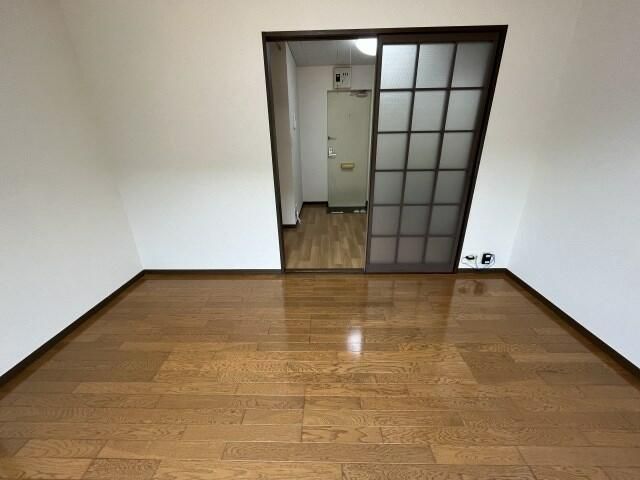 ベッドルーム