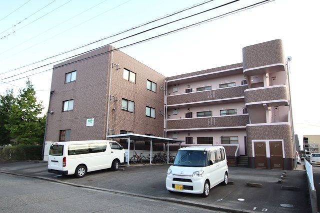ロイヤルコート2の外観画像
