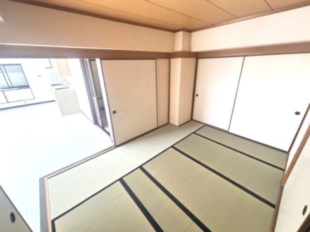 ベッドルーム