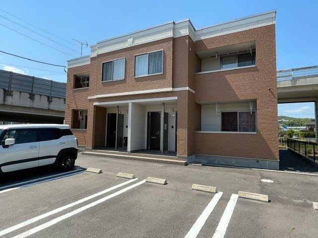 ワタリ グランディAの外観画像