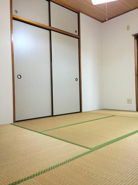 ベッドルーム