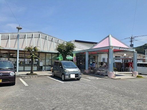マルイチ江良町店まで350m