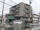 BELLA植田山の外観