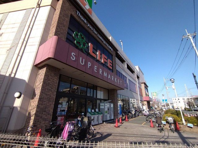 近くに施設あり