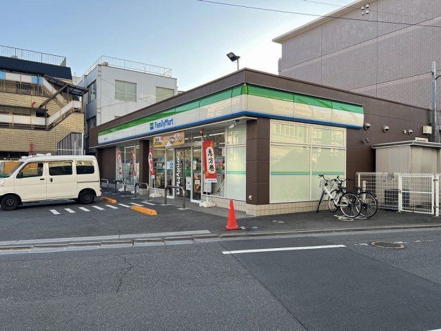 近くに施設あり