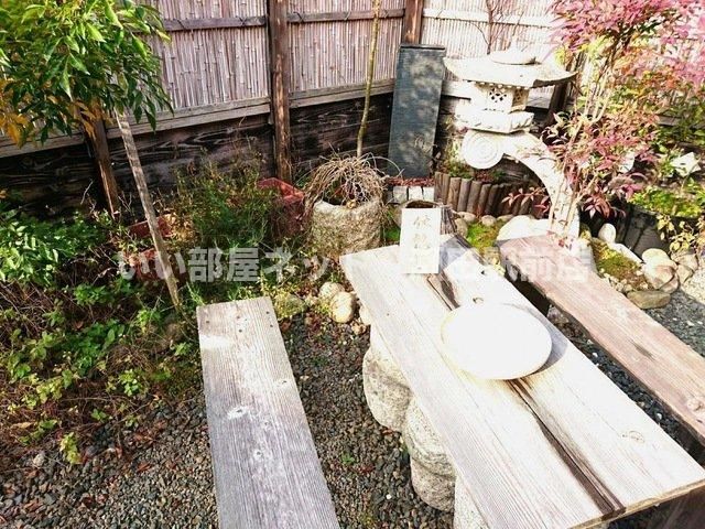 近くに施設あり