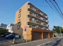 ロイヤルサルーン真鶴の外観画像