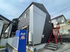 シモンズ・ホールの外観画像