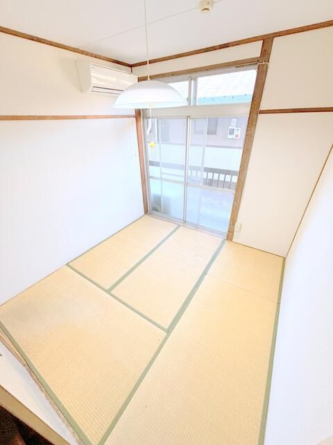ベッドルーム