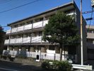 レオパレス春日の外観