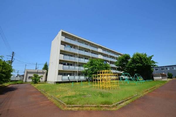 ビレッジハウス越路1号棟の外観画像