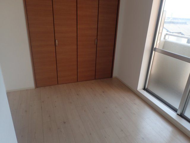 ベッドルーム