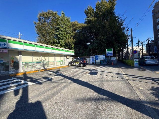 近くに施設あり
