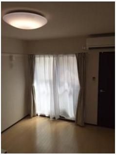 ベッドルーム