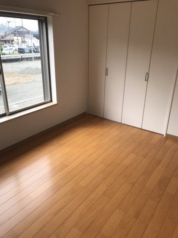 ベッドルーム