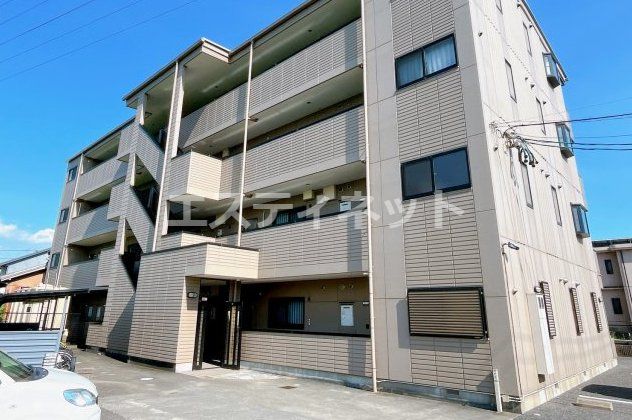 グランシャリオの外観画像