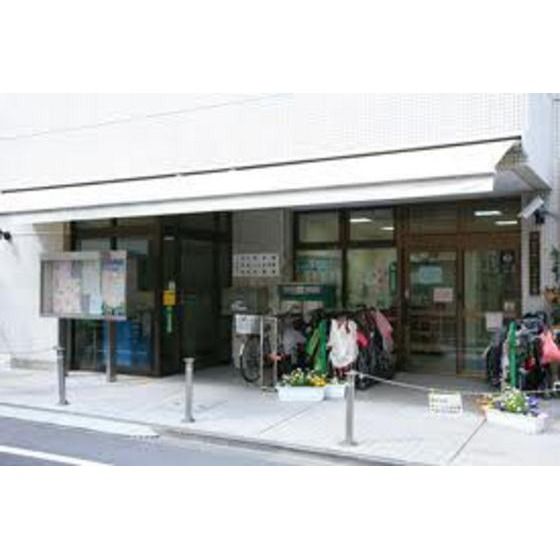 近くに施設あり