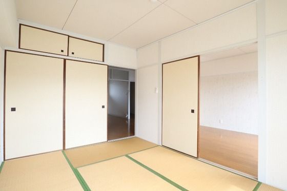 ベッドルーム