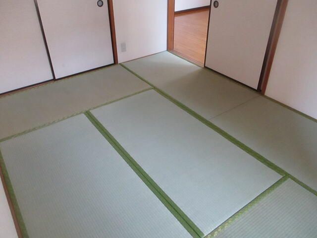 ベッドルーム