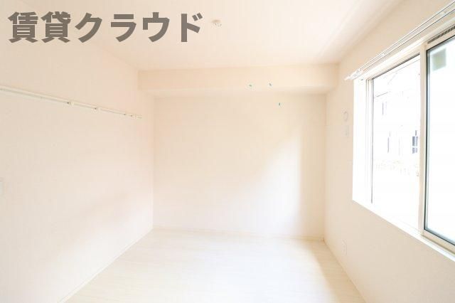 ベッドルーム