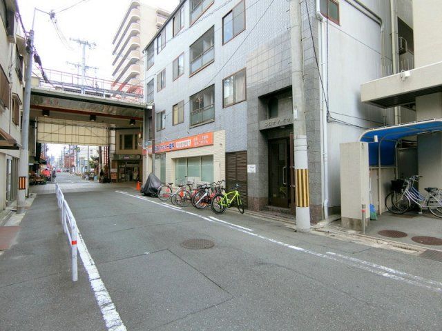 近くに施設あり