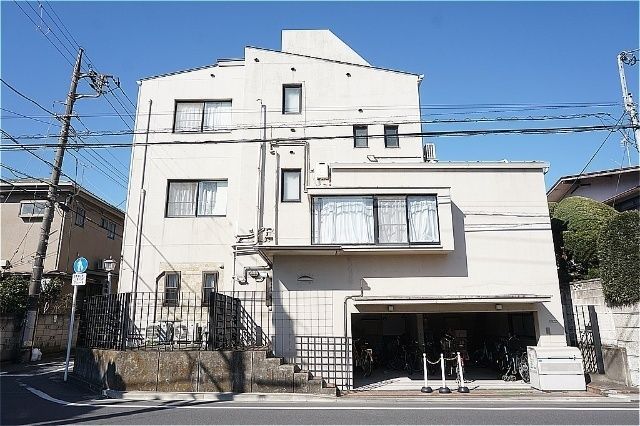 フランチェスの外観画像
