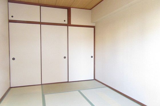 ベッドルーム