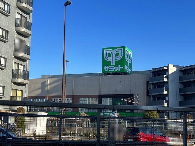 近くに施設あり