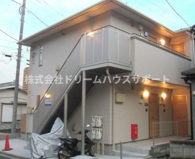シュマン ド プラージュの外観画像