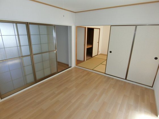 ベッドルーム
