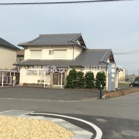 近くに施設あり