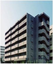 ルーブル都立大学参番館の外観画像