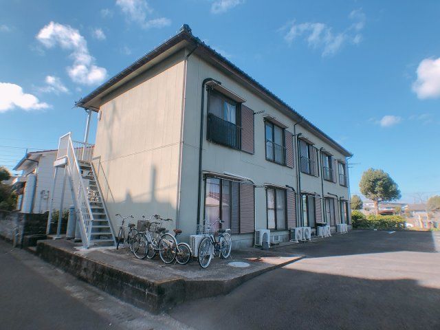 川内アパートの外観画像