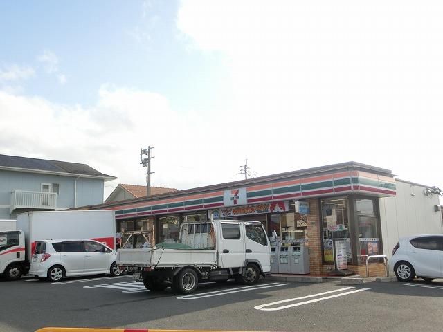 セブン‐イレブン／若松青葉台南２丁目店(135m)