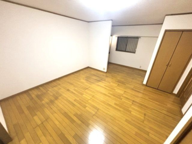 ベッドルーム