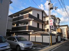 グランレブリー御所西の外観画像