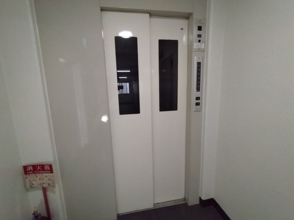 ロビー