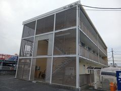 レオパレスフォーリスの外観画像
