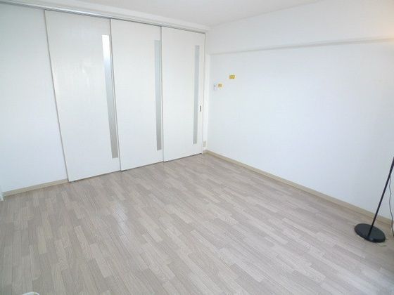 ベッドルーム