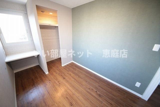 ベッドルーム