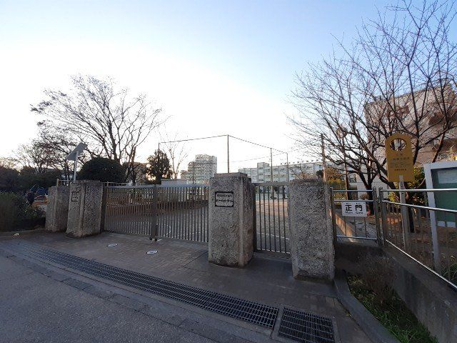 足立区立第十四中学校まで1000m