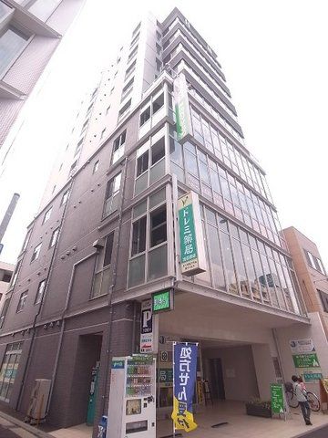 サンクス渡辺通の外観画像