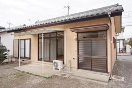 新井貸家の外観画像