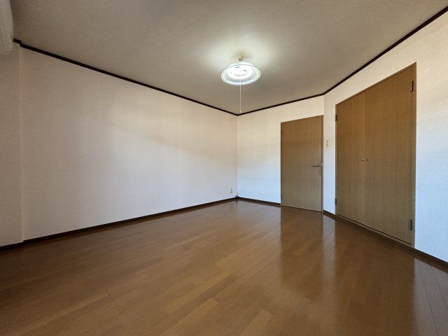 ベッドルーム