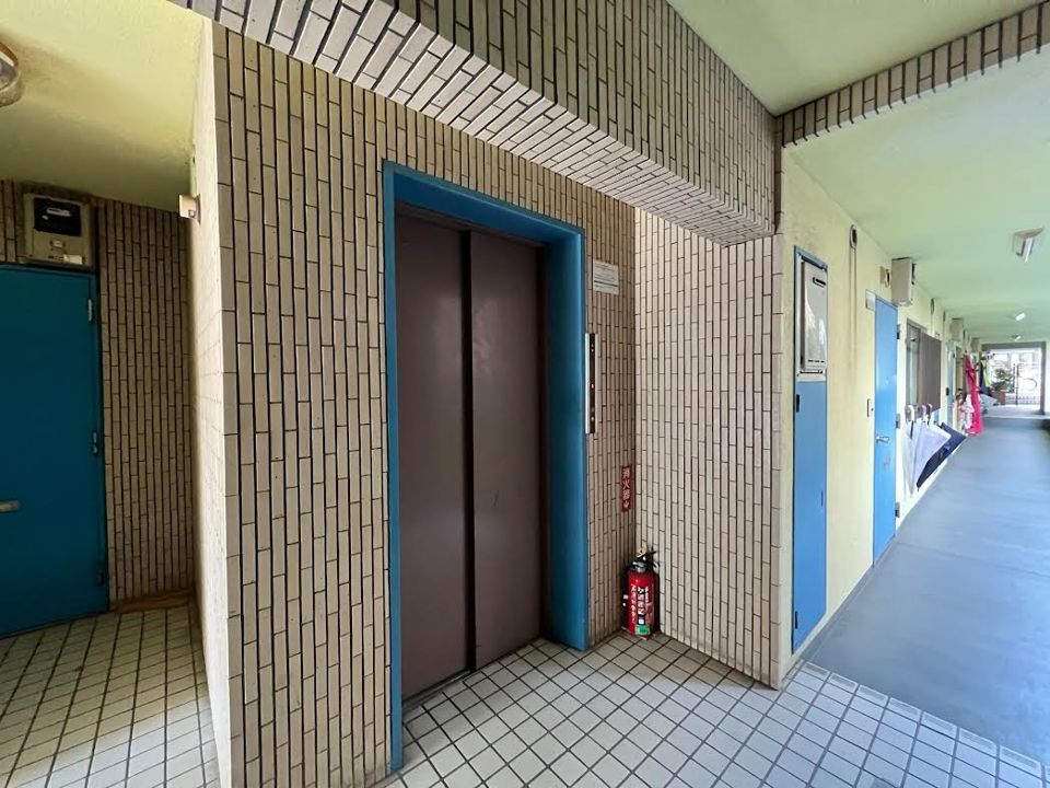 ロビー