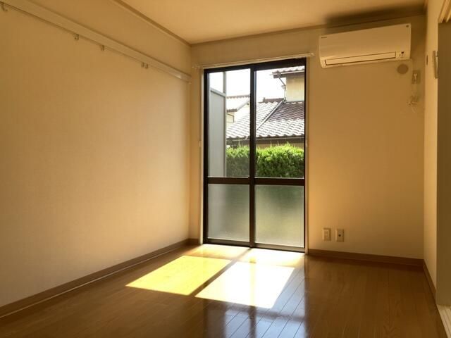 ベッドルーム