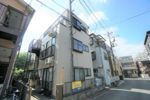 シャトルエムの外観