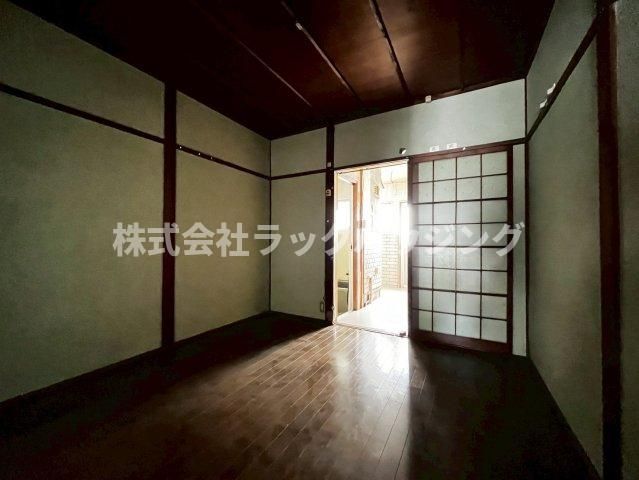 洋室